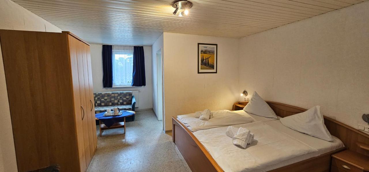 Pension Il Classico Gross-Zimmern Bagian luar foto